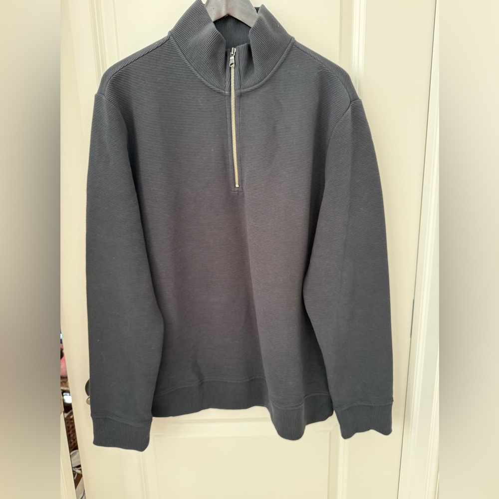 Banana Republic Men's Black Zip-Up Sweater